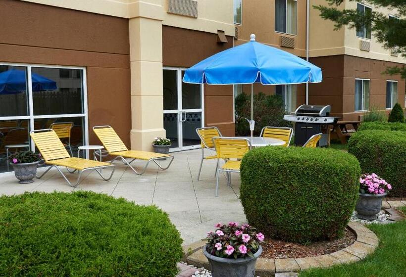 هتل Fairfield Inn By Marriott Port Huron