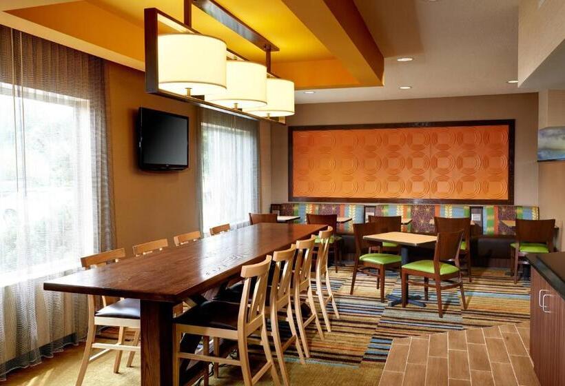 هتل Fairfield Inn By Marriott Port Huron