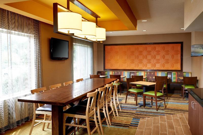 هتل Fairfield Inn By Marriott Port Huron