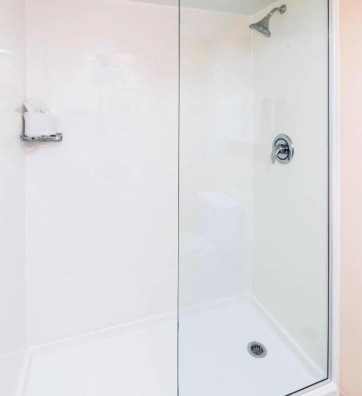 هتل Fairfield Inn & Suites By Marriott Atlanta Buckhead