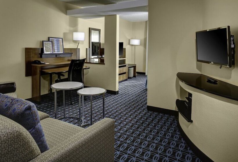 هتل Fairfield Inn & Suites Atlanta Suwanee
