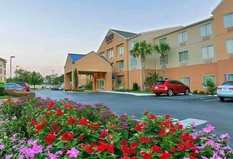 ホテル Fairfield Inn & Suites Brunswick