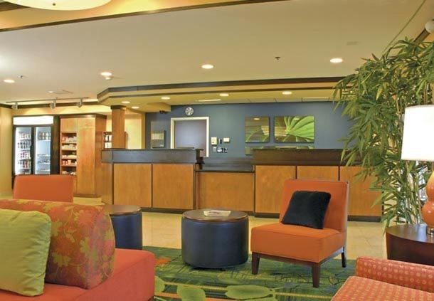 هتل Fairfield Inn Suites Brunswick