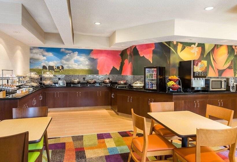 هتل Fairfield Inn & Suites Grand Rapids