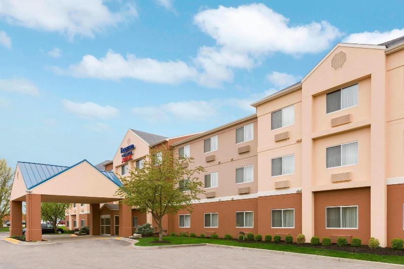 هتل Fairfield Inn & Suites Grand Rapids