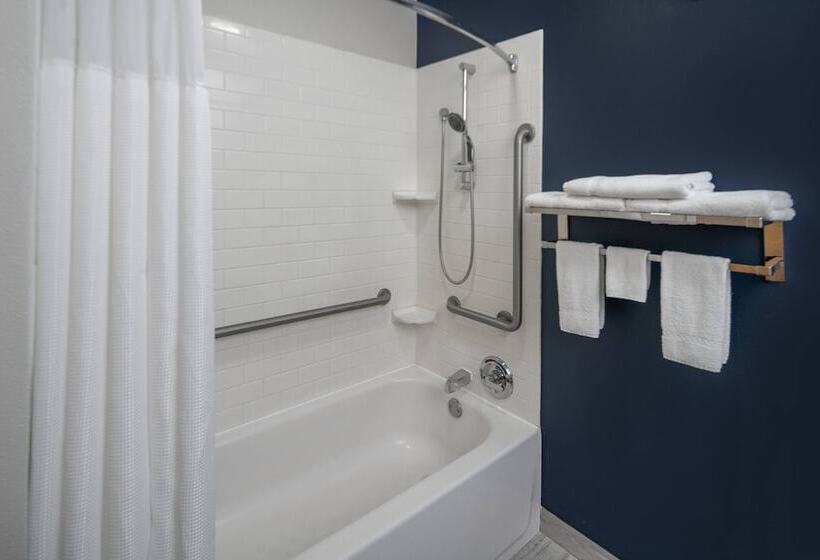 هتل Fairfield Inn And Suites By Marriott Lake Charles   Sulphur