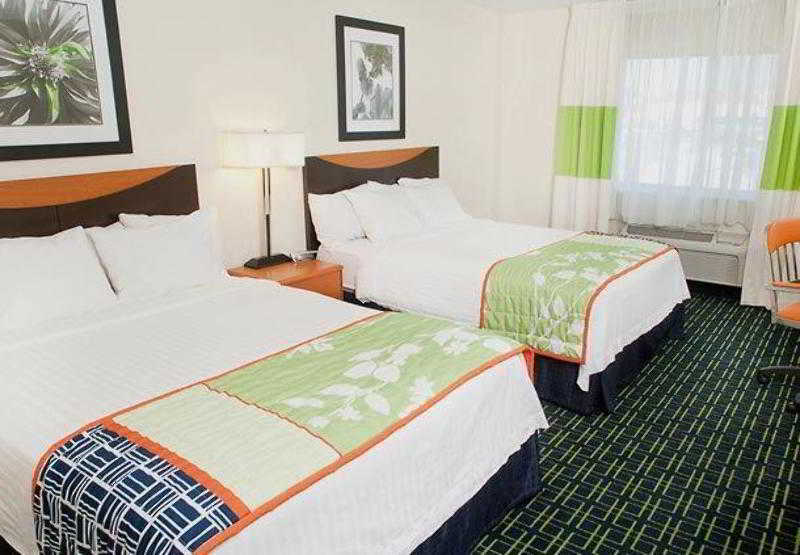 هتل Fairfield Inn & Suites Longview