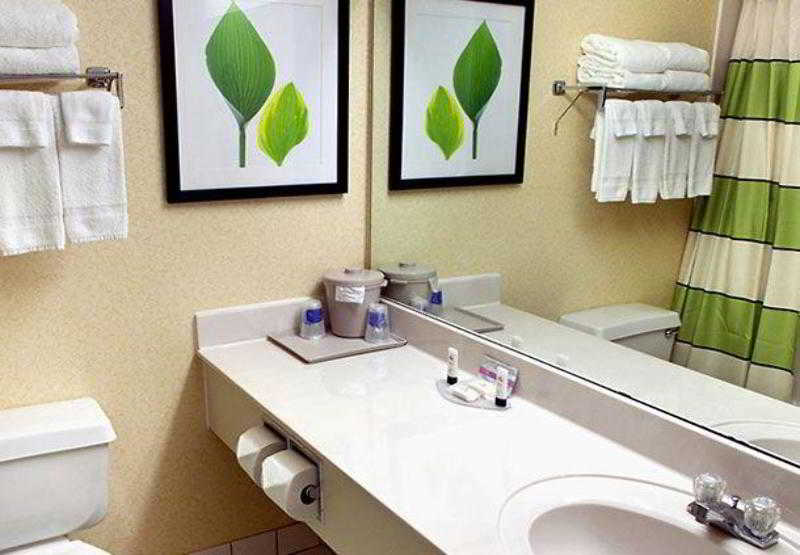 هتل Fairfield Inn & Suites Longview