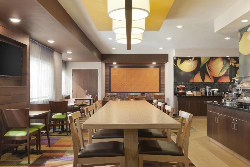 هتل Fairfield Inn & Suites Longview