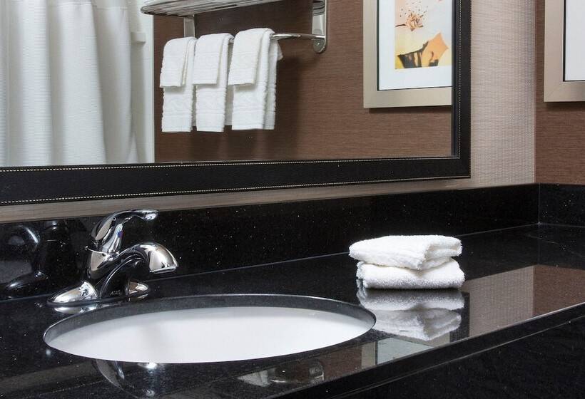 酒店 Fairfield Inn & Suites Peru