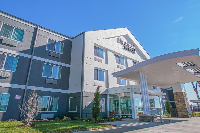 هتل Fairfield Inn By Marriott Ponca City