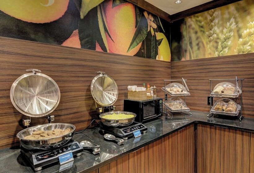 בית מלון כפרי Fairfield Inn And Suites By Marriott Potomac Mills Woodbridge