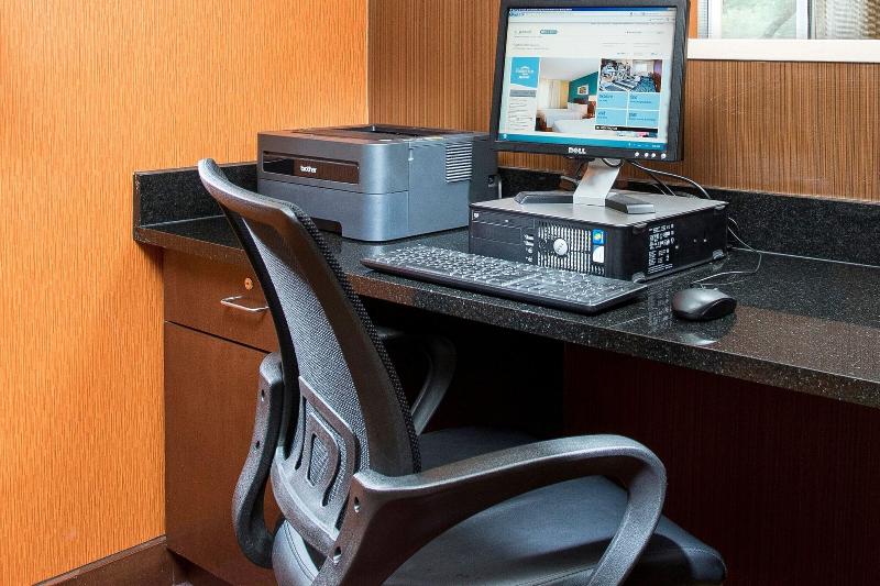 בית מלון כפרי Fairfield Inn & Suites By Marriott Quincy