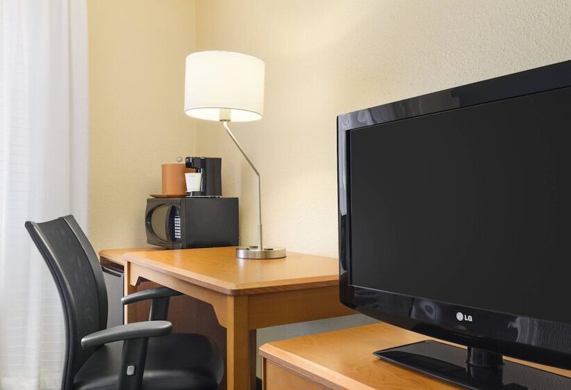호텔 Fairfield Inn & Suites Saginaw