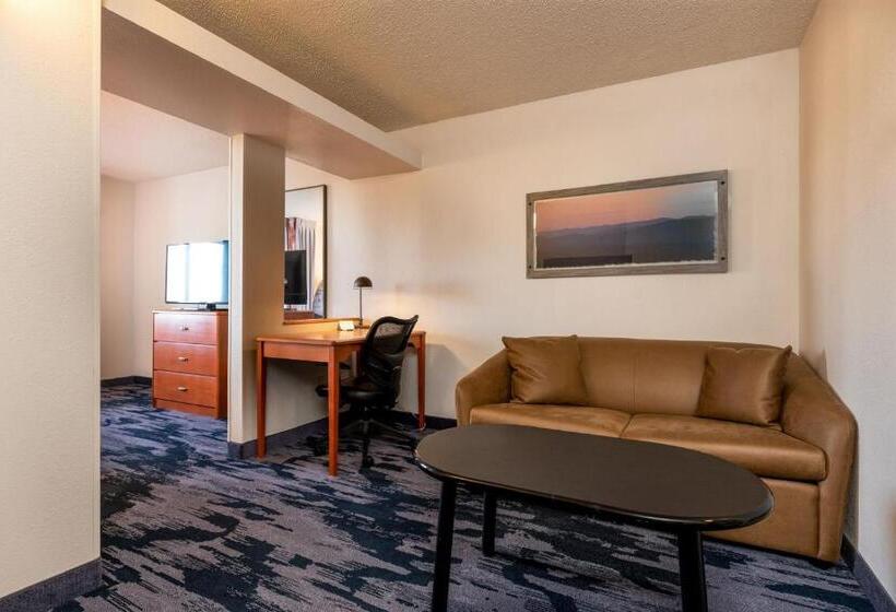 هتل Fairfield Inn & Suites Spearfish