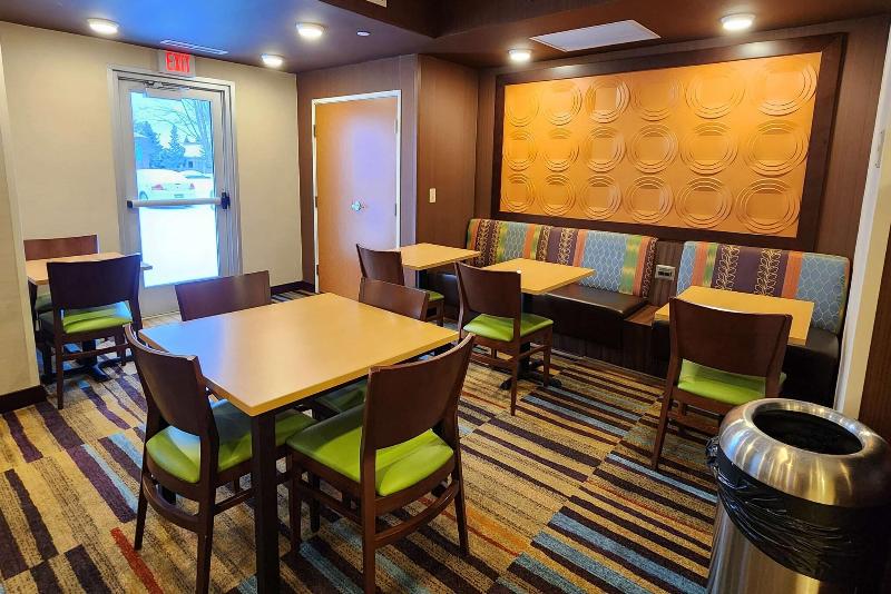 هتل Americinn By Wyndham St Cloud Mn Shopping Area