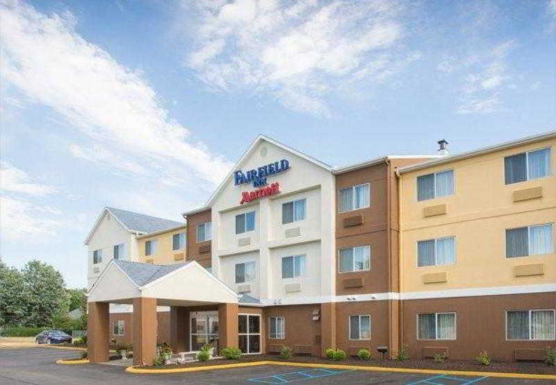 هتل Fairfield Inn & Suites By Marriott Terre Haute