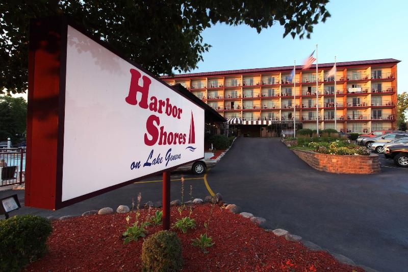 בית מלון כפרי Harbor Shores On Lake Geneva