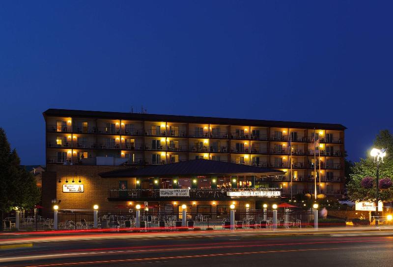 בית מלון כפרי Harbor Shores On Lake Geneva