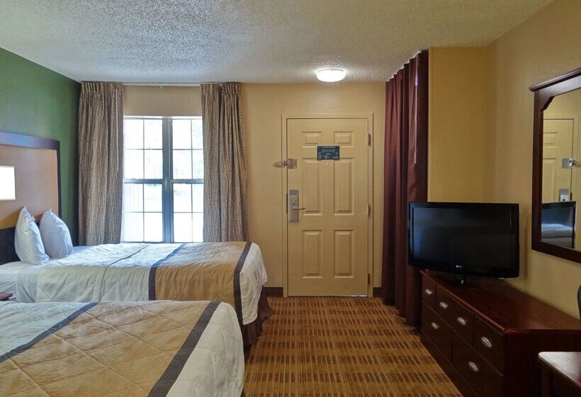 בית מלון כפרי Home 1 Suites Extended Stay