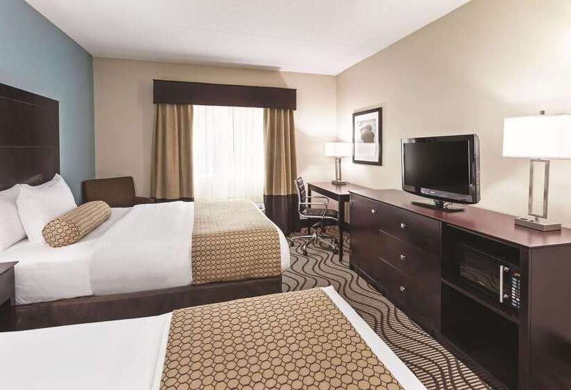 ホテル La Quinta Inn & Suites By Wyndham Knoxville Airport