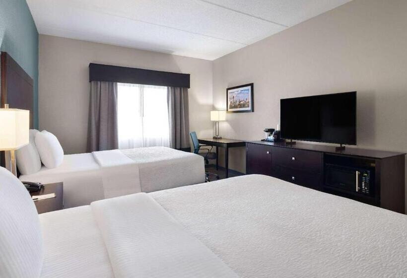 هتل La Quinta By Wyndham Knoxville Airport