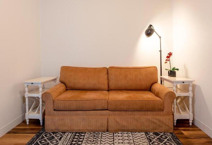 호텔 The Inn On Pine