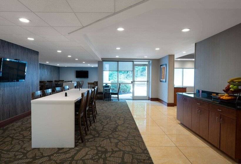 هتل Wingate By Wyndham Fletcher At Asheville Airport