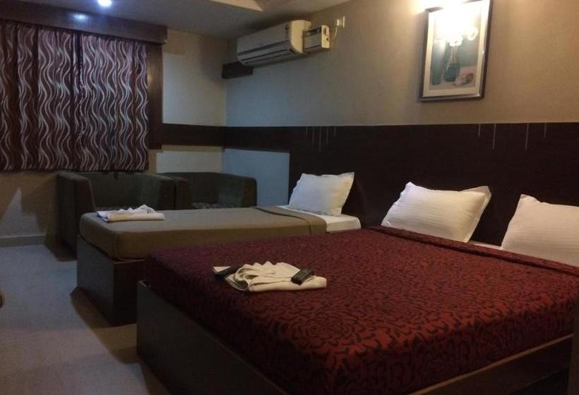 فندق صغير Green Wood Inn An Executive