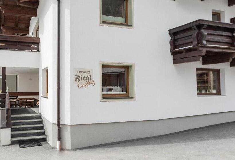 پانسیون Landhaus Fiegl