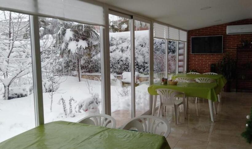 Pensión Residencial Playa Lisa