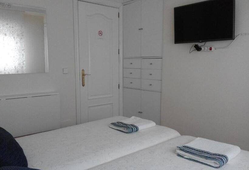 Pensión Residencial Playa Lisa