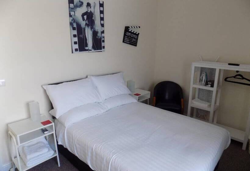 Bed and Breakfast City Stop
