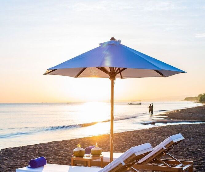 住宿加早餐  Nalika Beach Resort & Restaurant   Adults Only