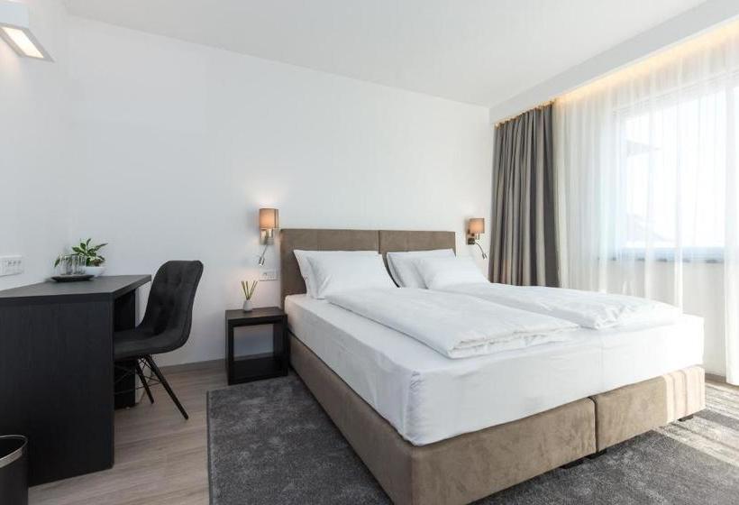 تختخواب و صبحانه Pansion Leggero