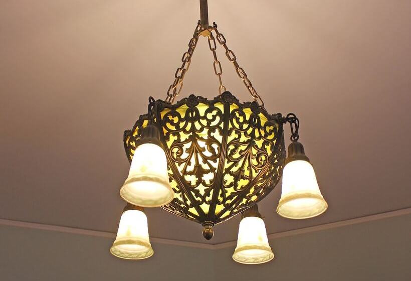 مبيت وإفطار William Henry Miller Inn