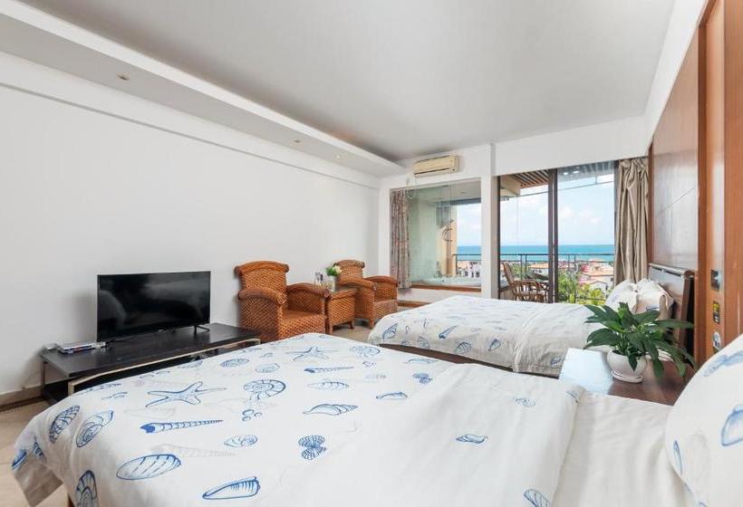Отель Gold Boutique Holiday Sanyabay(free Cooking &airport Transfer,100 Meters Away From The Beach)