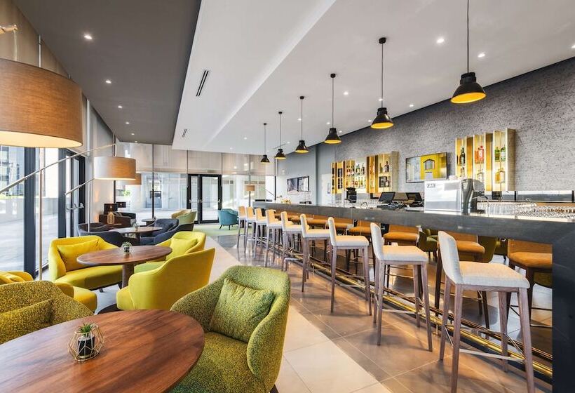 هتل Hilton Garden Inn Windhoek