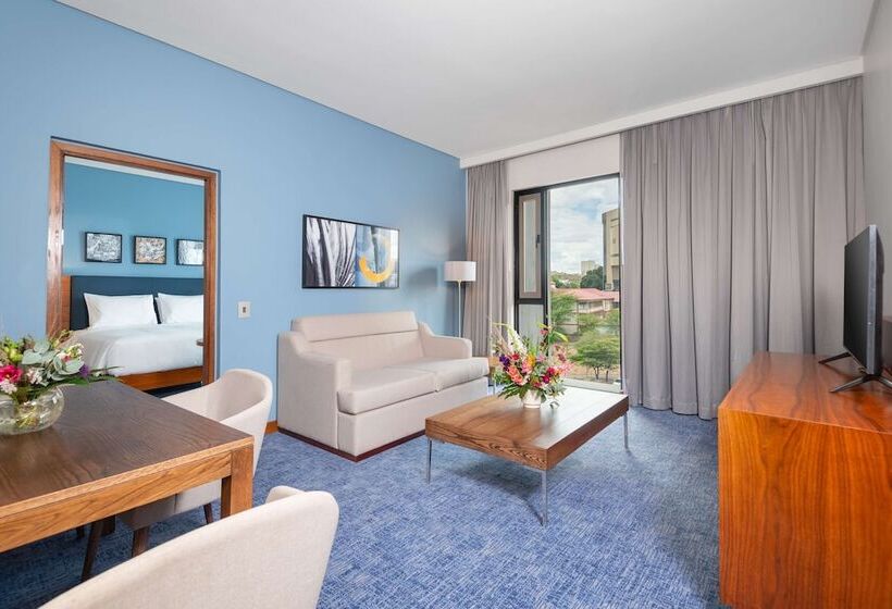 هتل Hilton Garden Inn Windhoek