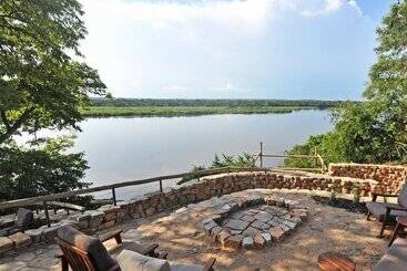 هتل Nile Safari Lodge