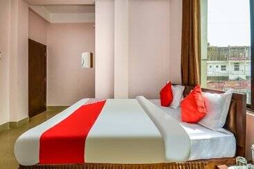 هتل Palacia Inn By Oyo Rooms