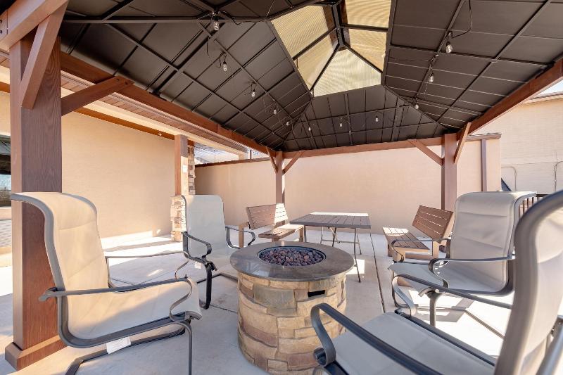 مُتل Kanab Suites
