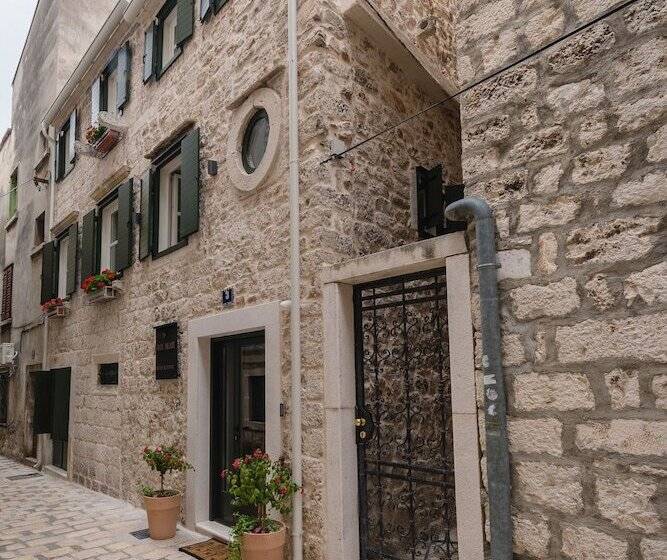 پانسیون Fenice Palace
