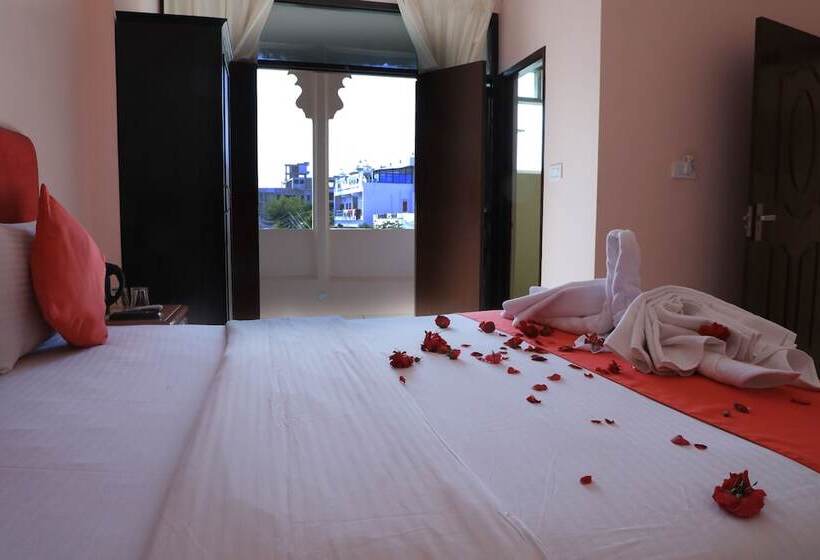 هتل Agariya Haveli Near Pichola Lake, Udaipur