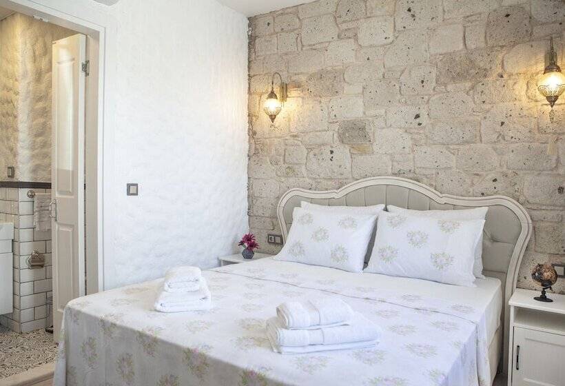 تختخواب و صبحانه Kybele Suites Alacati