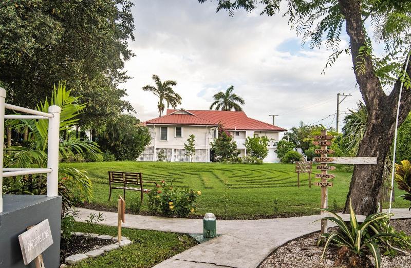 Harbour View Boutique Hotel & Wellness Retreat