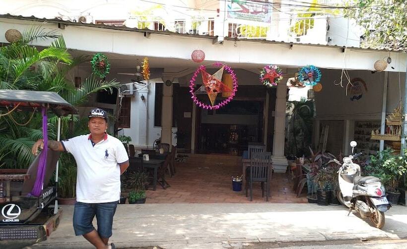 ホテル Angkor Sangrith Hostel