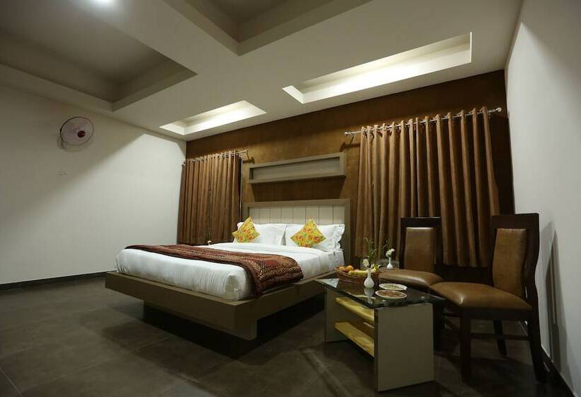 Отель Kukda Resort Chittorgarh