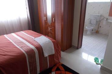 هتل Shema Guest Lodge