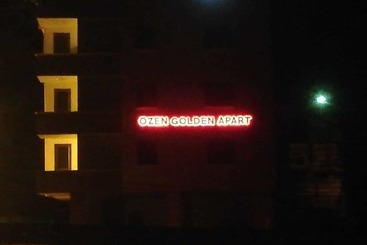 Ozen Golden Aparts